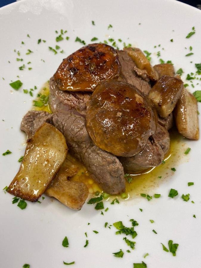 Hotel Tetto Delle Marche - Ristorante Dei Conti Cingoli Εξωτερικό φωτογραφία