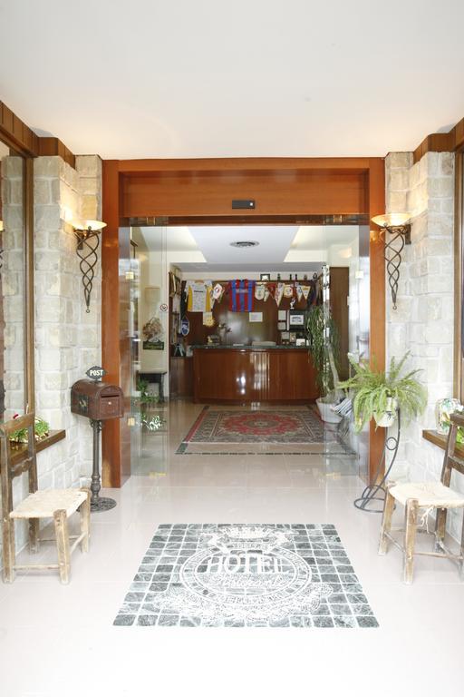 Hotel Tetto Delle Marche - Ristorante Dei Conti Cingoli Εξωτερικό φωτογραφία